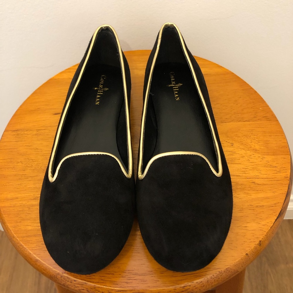 Cole Haan Women’s black suede flats, US 6, brand new